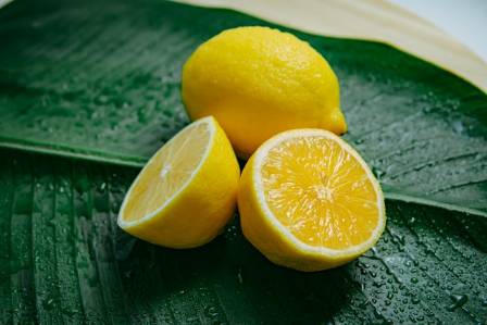 8 Brilliant Uses for Lemons You Probably Didn’t Know About